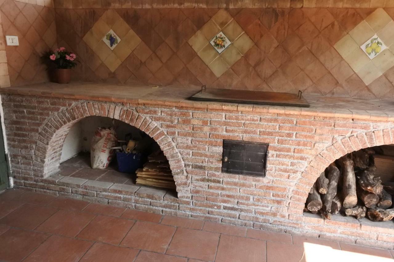 Casa vacanza Etna Evergreen Villa Piedimonte Etneo Exterior foto